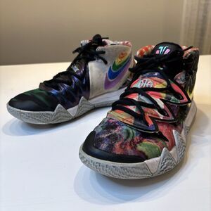 Nike Kybrid S2 What The Kyrie Pineapple House Spongebob CQ9323-900 Size‎ 8.5